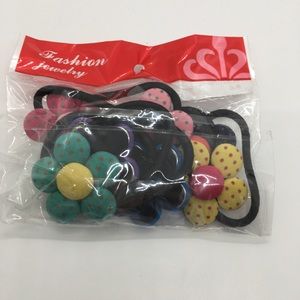 PONYTAIL holders 7 in a pack! Brand new!!